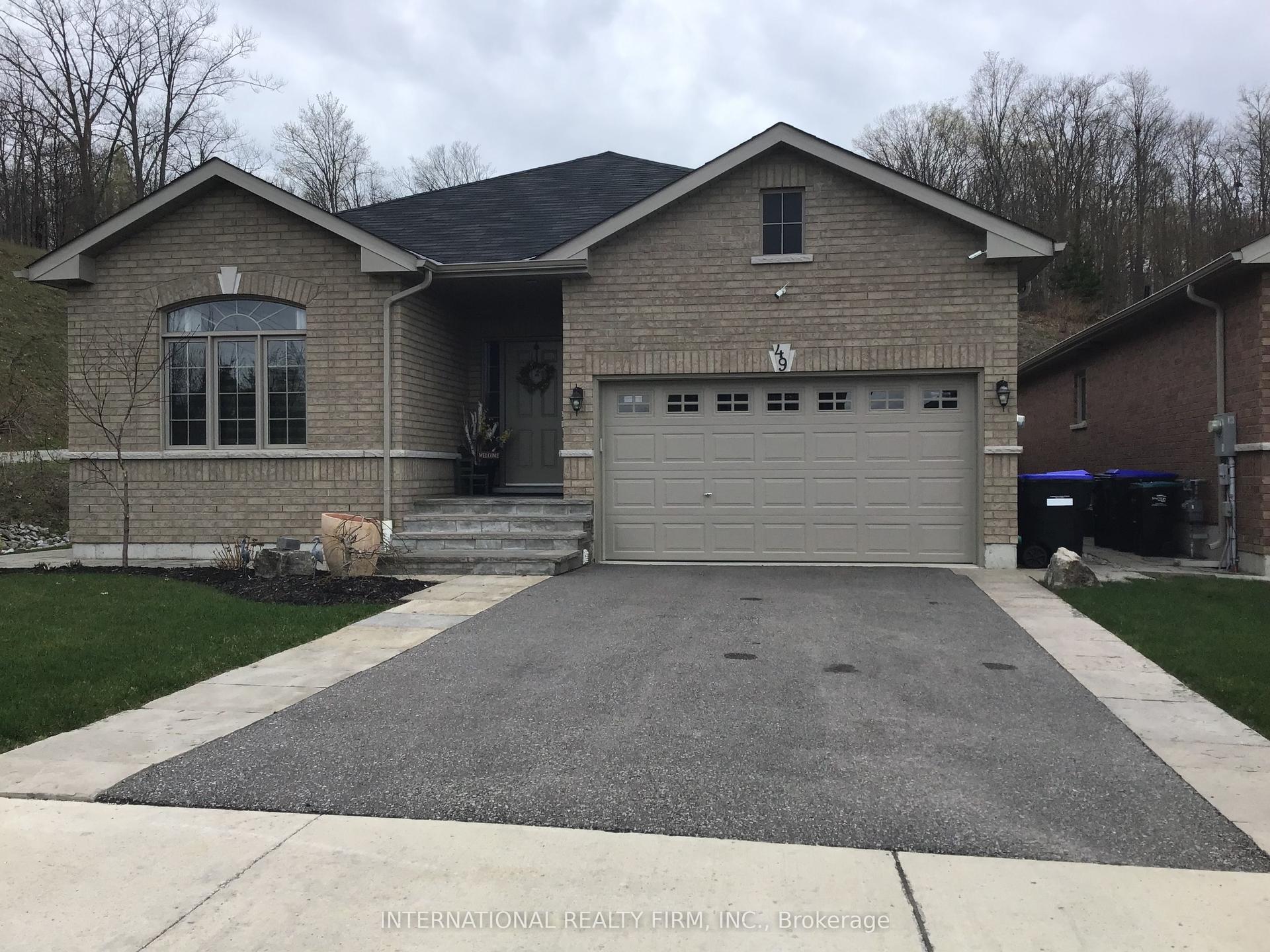 49 Beausoleil Drive — photo 1