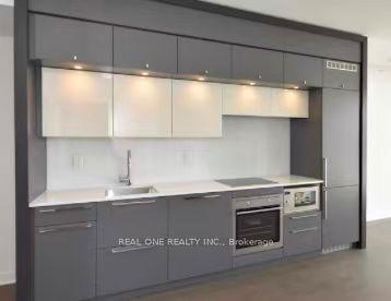 15 Grenville Street 1110 #1110 — photo 1