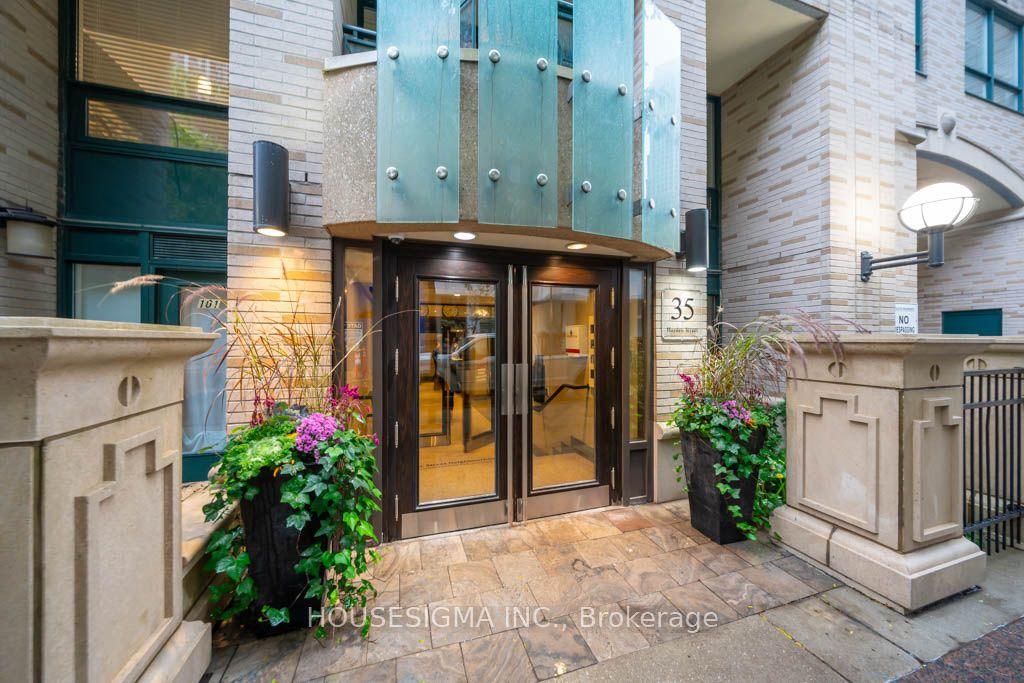 35 Hayden Street 1015 #1015 — photo 1