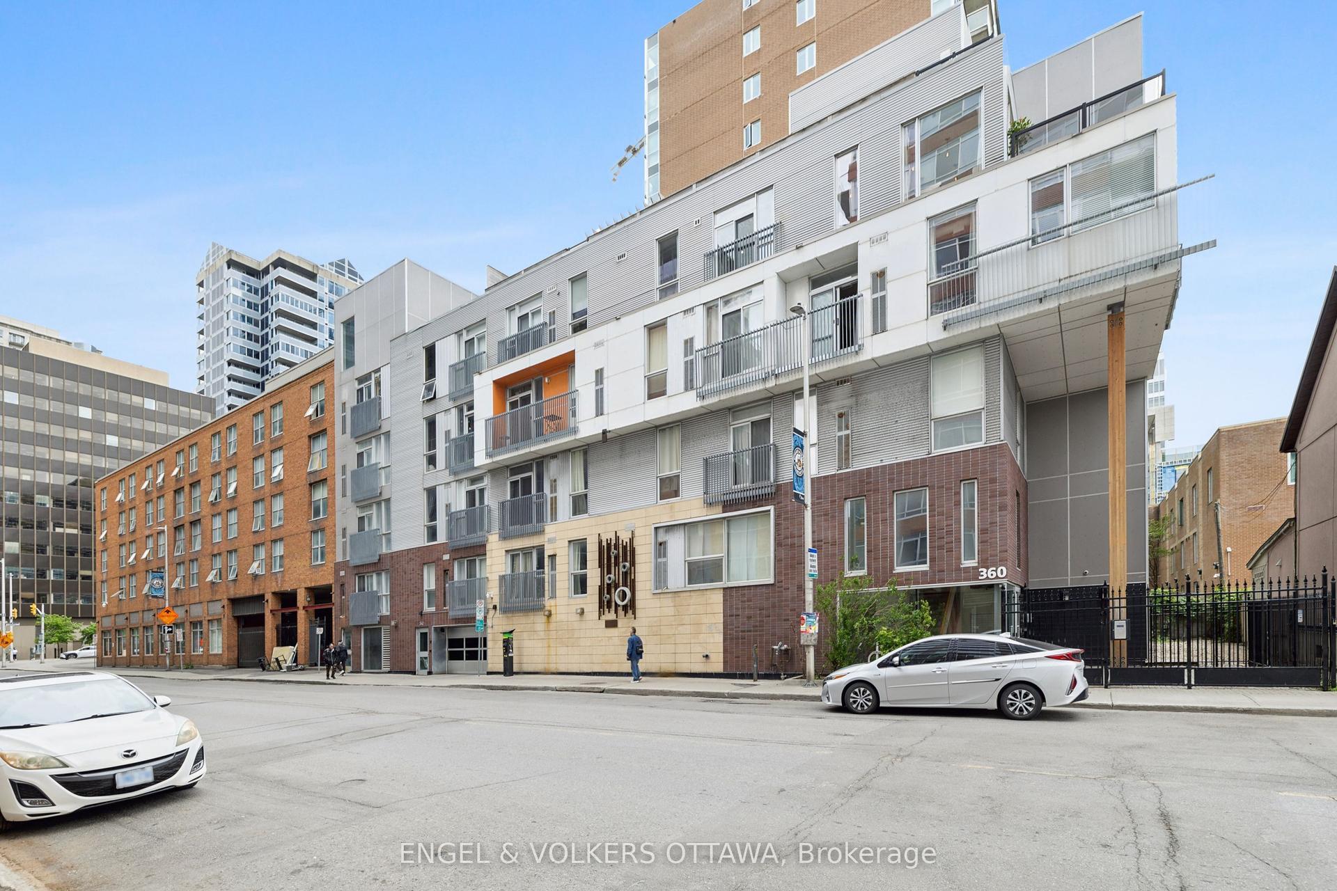 360 Cumberland Street 104 #104 — photo 1