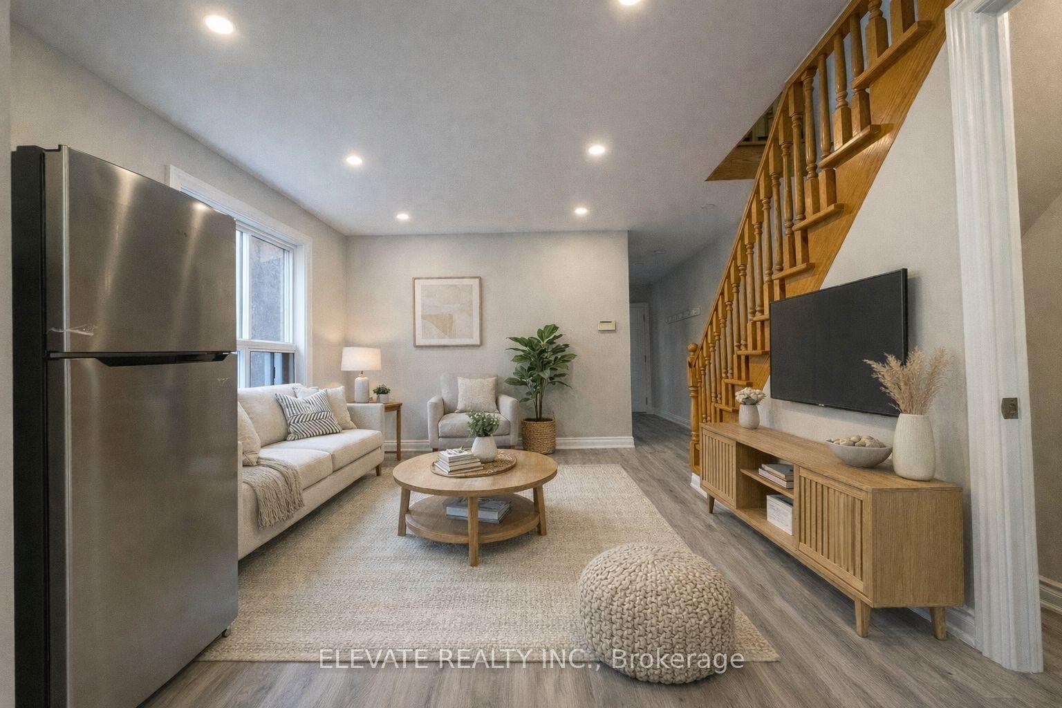 245 Mcroberts Avenue 1 #1 — photo 1