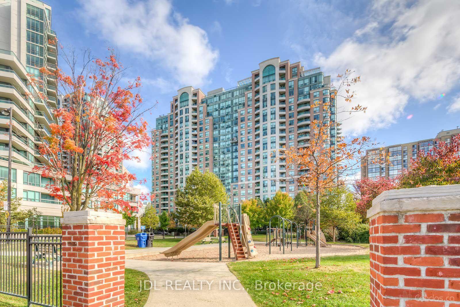 23 Lorraine Drive 907 #907 — photo 1