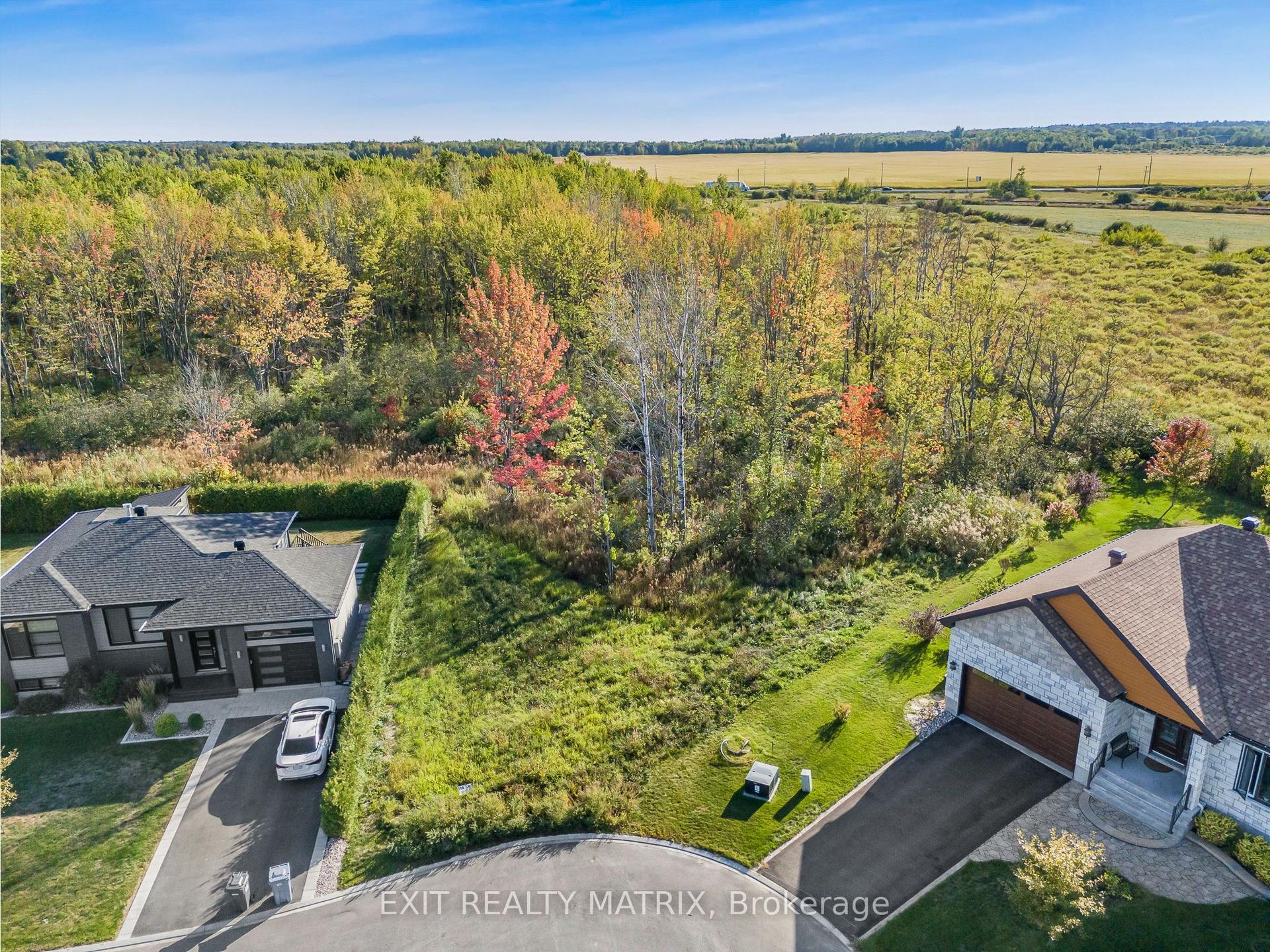 740 Roxane Crescent, Hawkesbury — Land for sale, photo 1