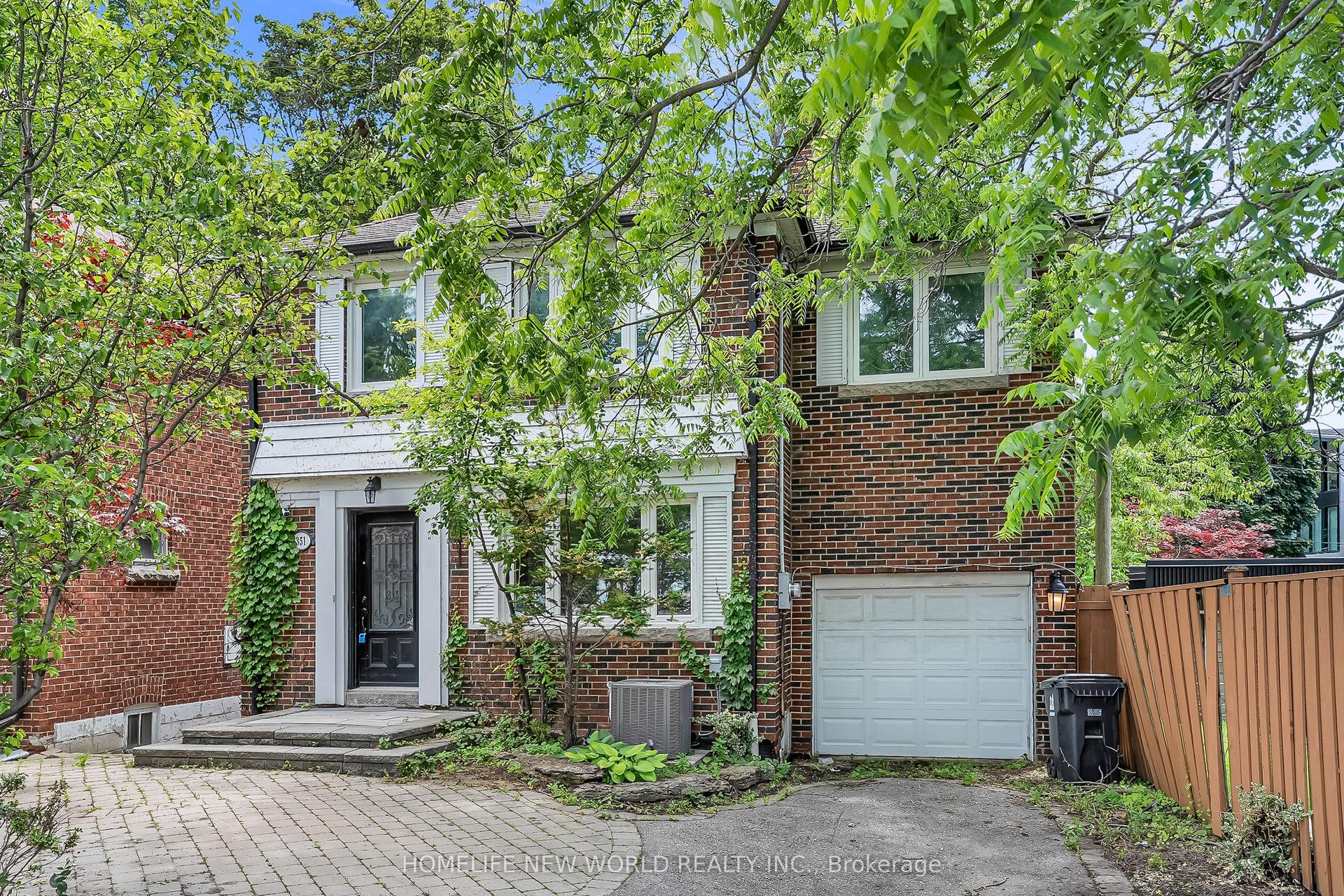 351 Lawrence Avenue W — photo 1