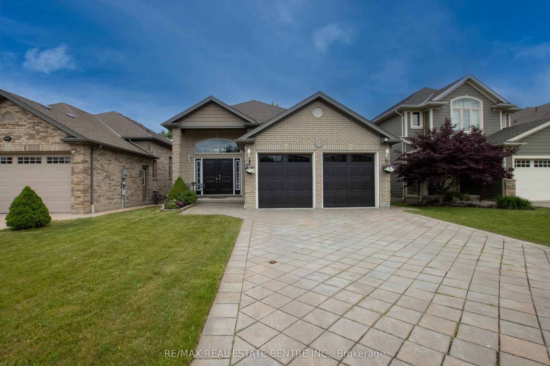 2878 Devon Road — photo 1