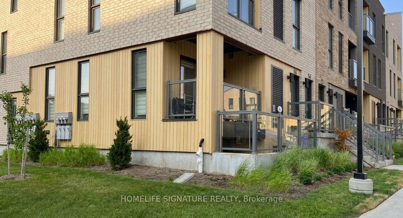16 URBANE Boulevard, Kitchener — Condo Town for lease, photo 1