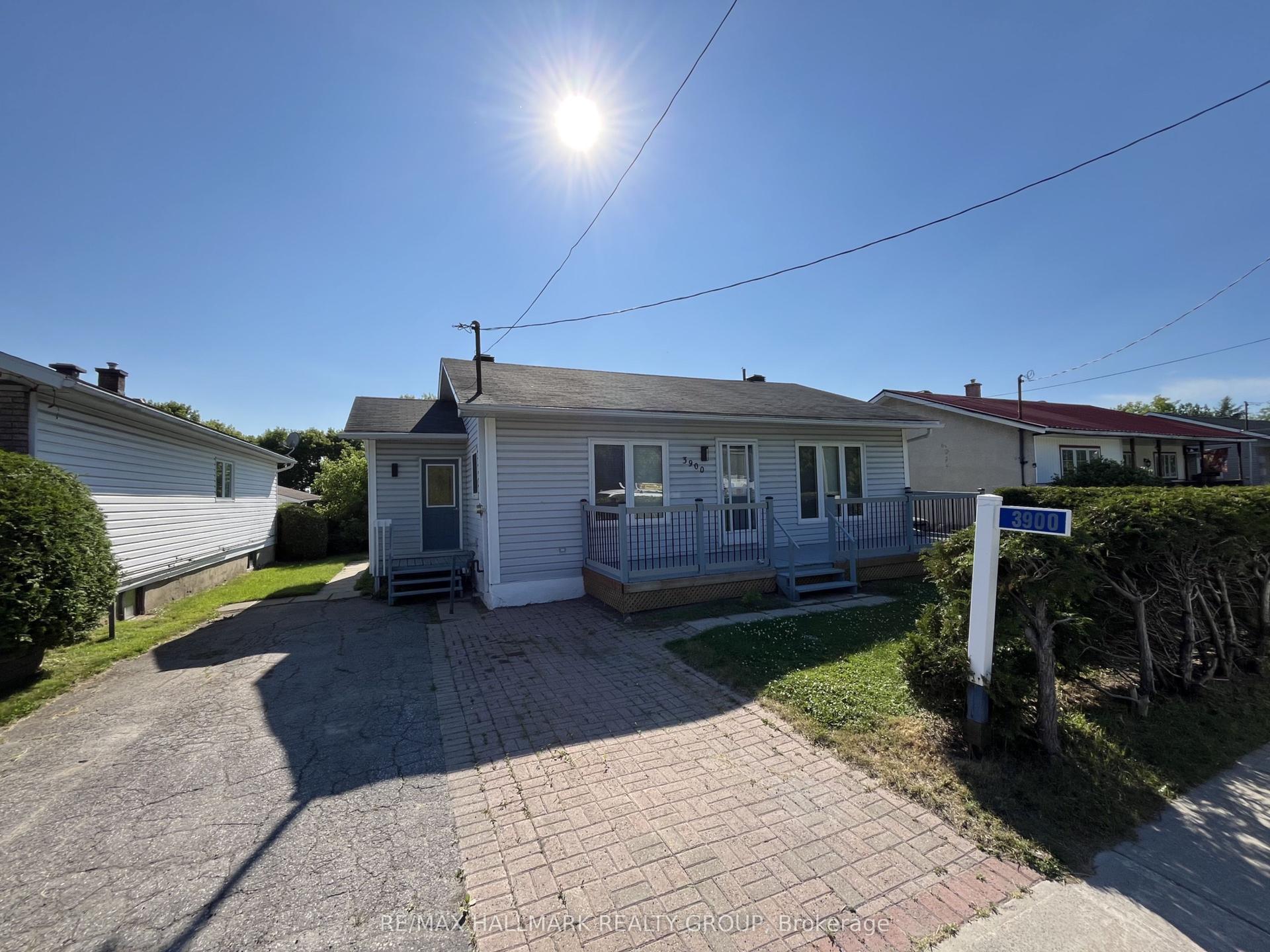 3900 Champlain Road — photo 1