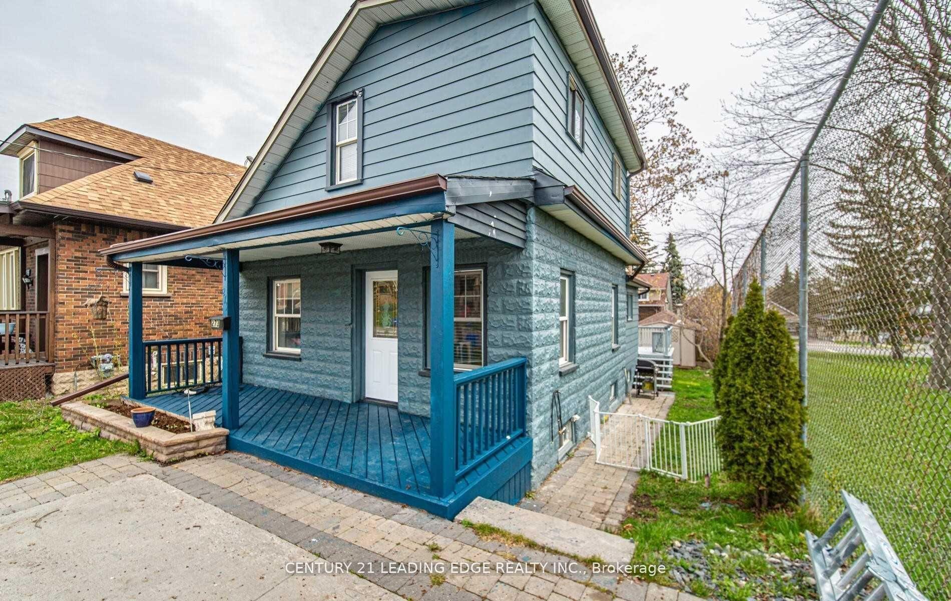 273 Clarke Street — photo 1