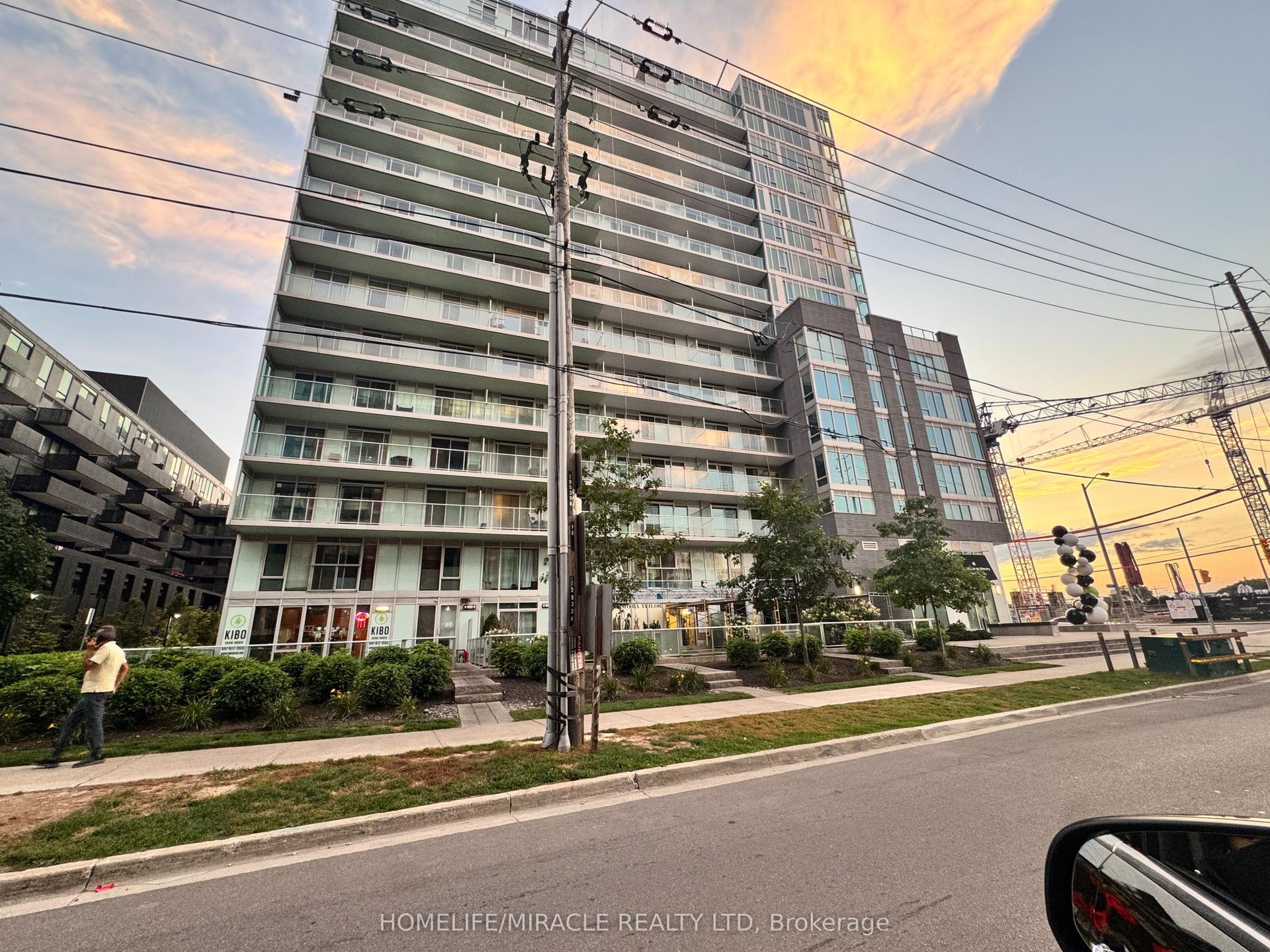 555 Wilson Avenue 103 #103, Toronto — Condo for lease, photo 1