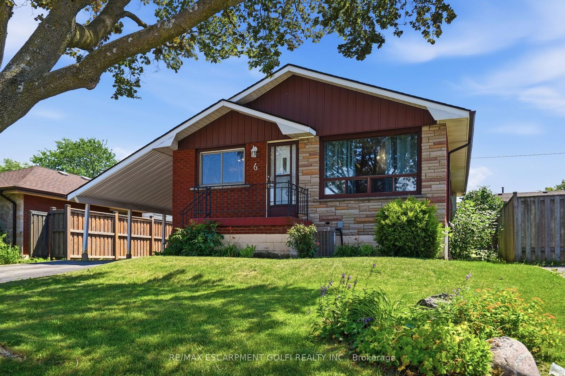 6 Beaconsfield Drive, Hamilton — Detached for sale, photo 1
