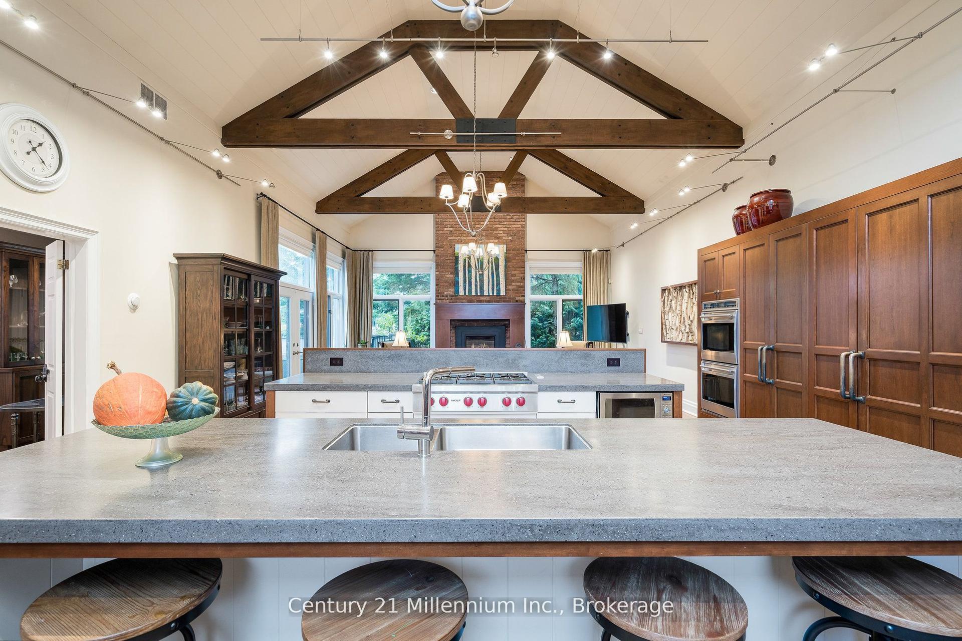 160 Grand Cypress Lane, Blue Mountains — Detached for lease, photo 1
