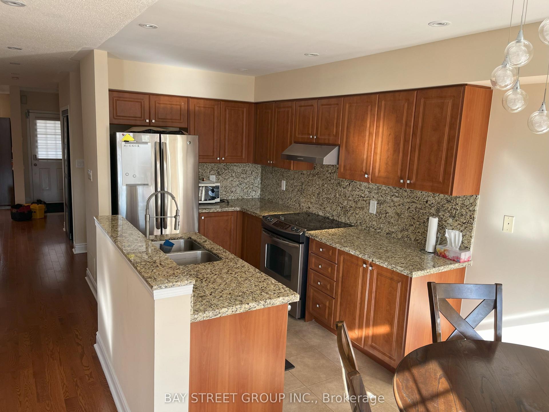49 Walkview Crescent Bedroom #Bedroom, Richmond Hill — Townhouse for lease, photo 1