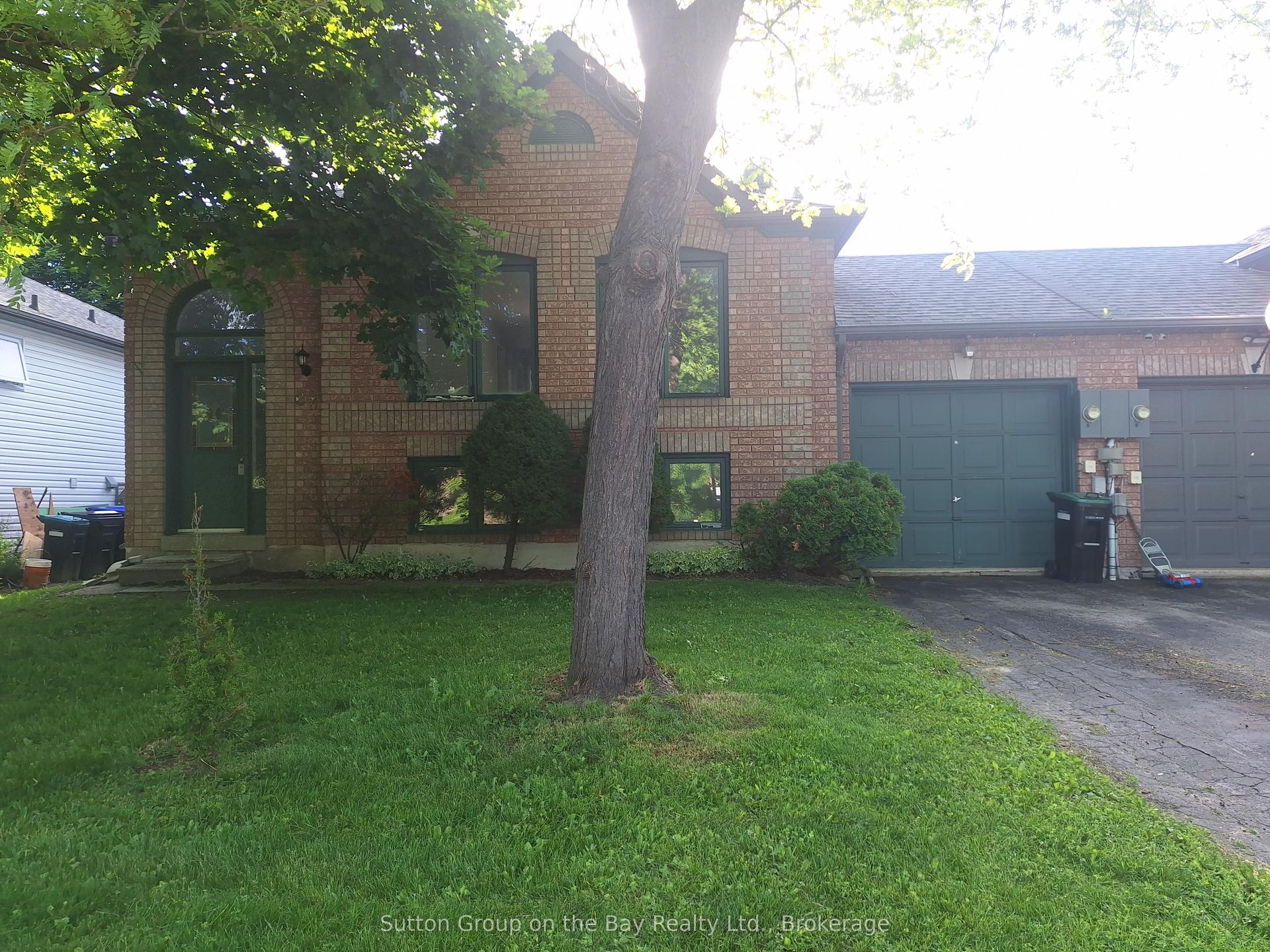67 FERNBROOK Drive — photo 1