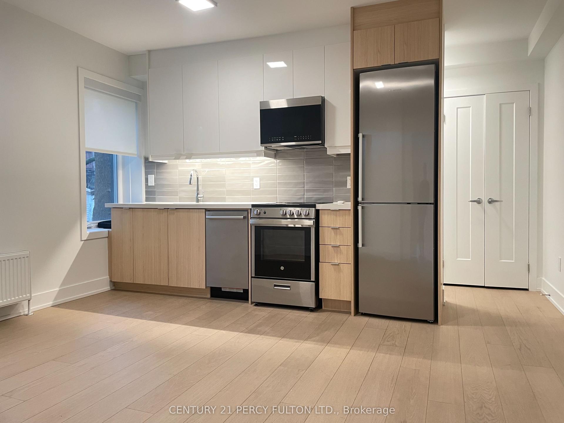320 Roncesvalles Avenue 11 #11 — photo 1