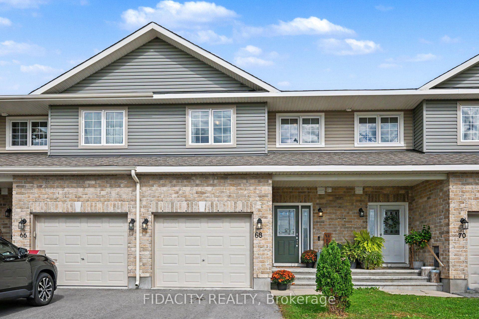 68 Vimy Ridge Crescent, Arnprior — Townhouse for sale, photo 1