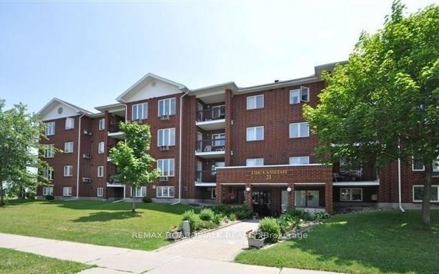 21 Liston Avenue 403 #403 — photo 1