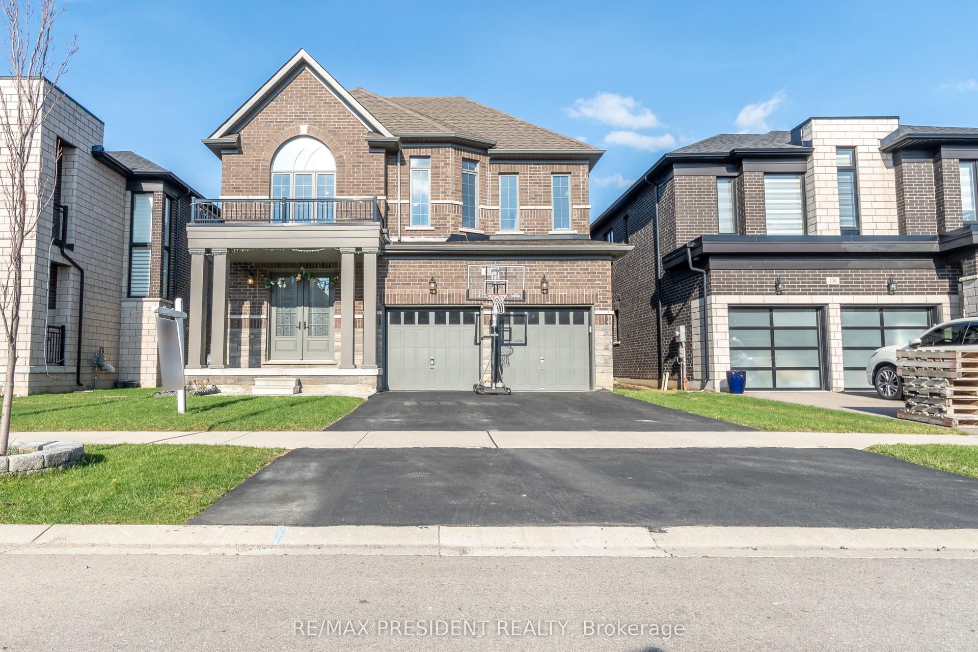 142 Prince Charles Crescent, Woodstock — Detached for lease, photo 1