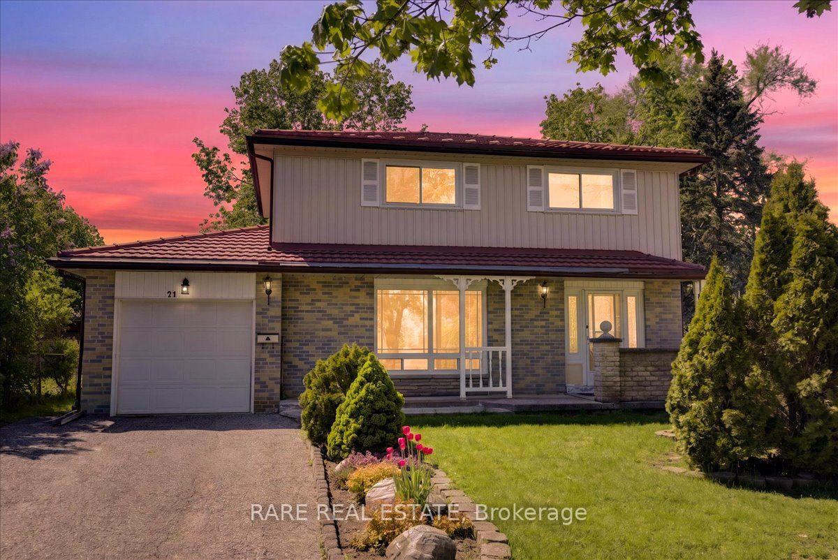 21 Porter Crescent — photo 1