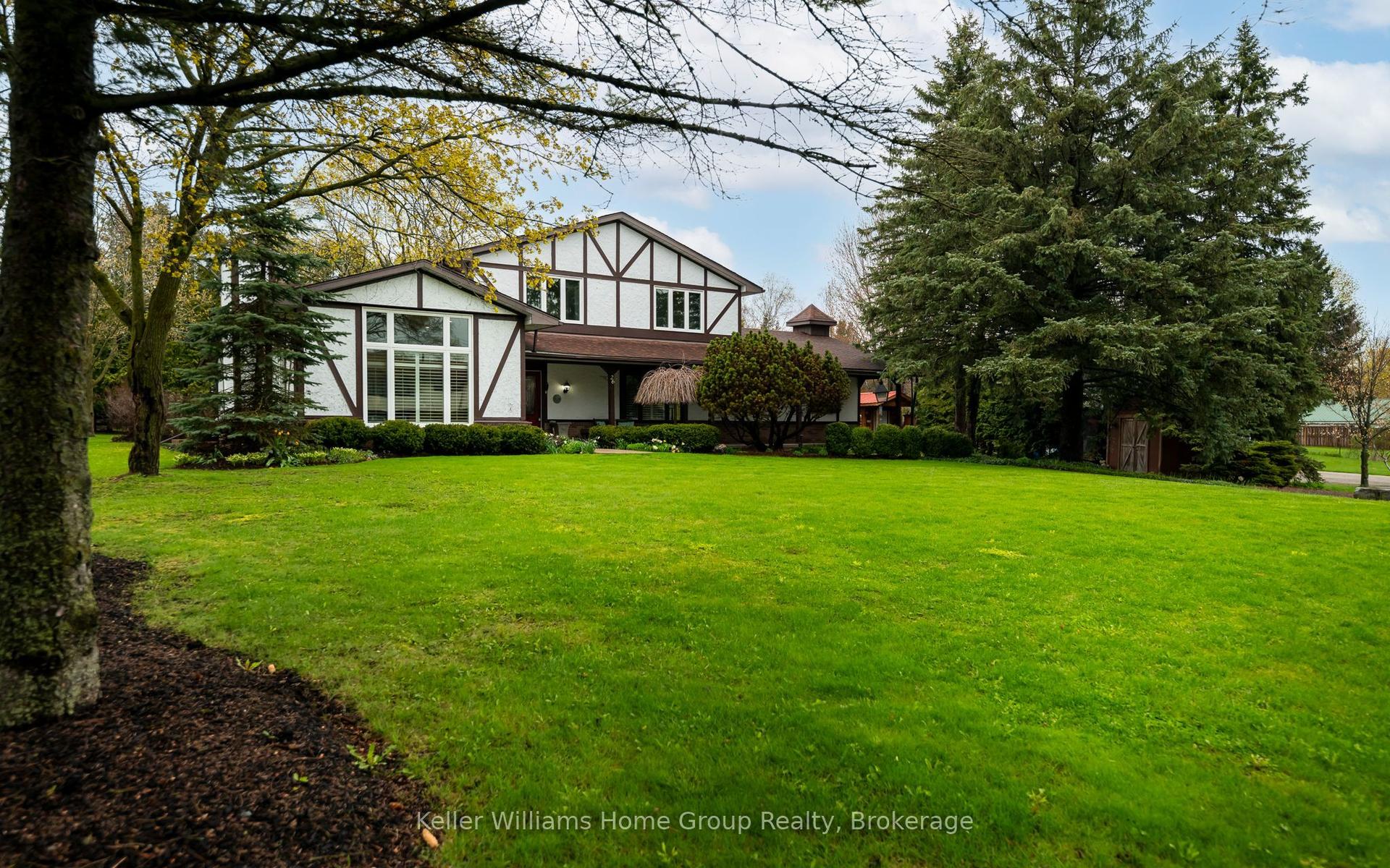 26 Orangeville Street — photo 1