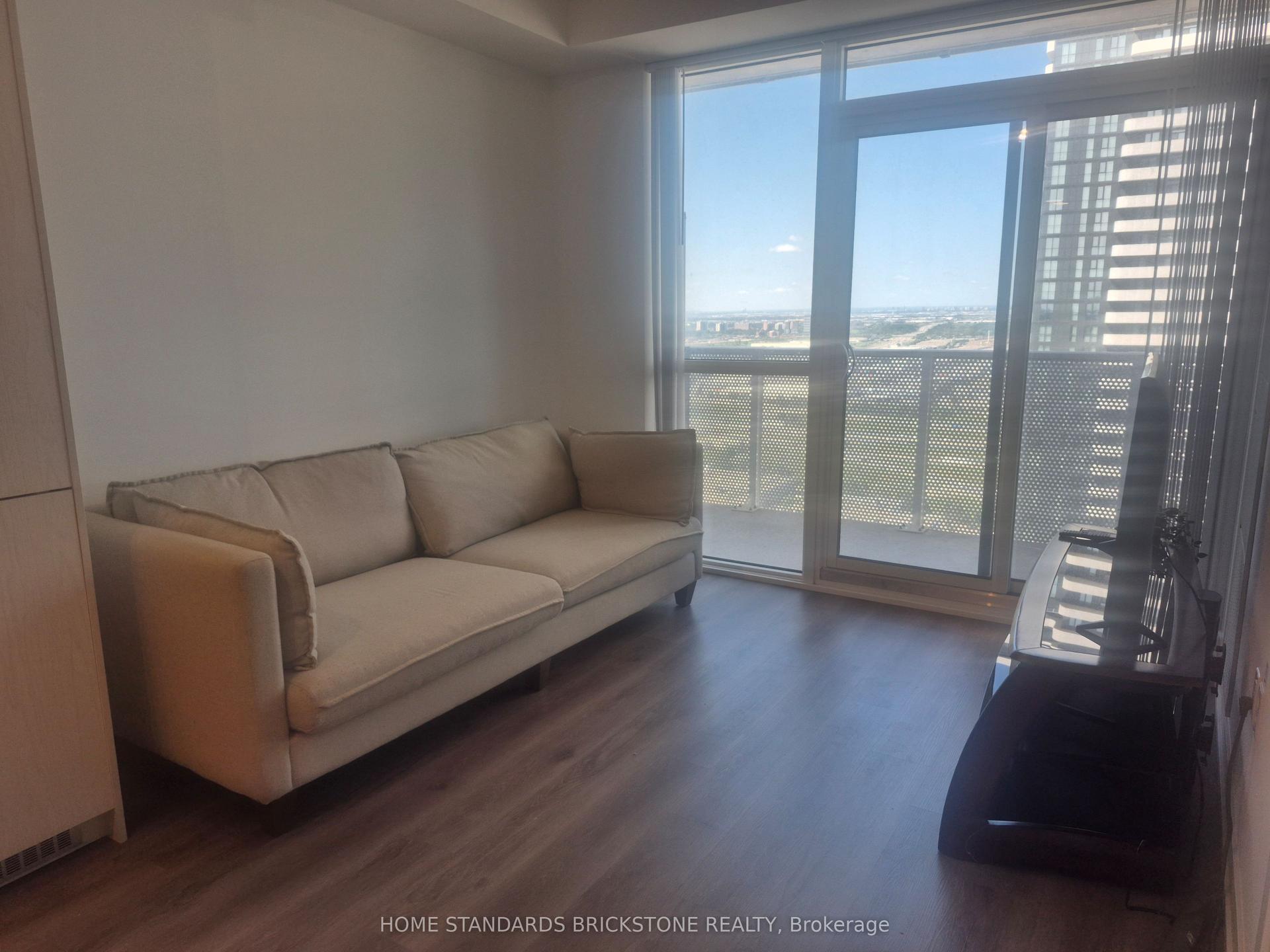 28 Interchage Way W 3716 #3716, Vaughan — Condo for lease, photo 1