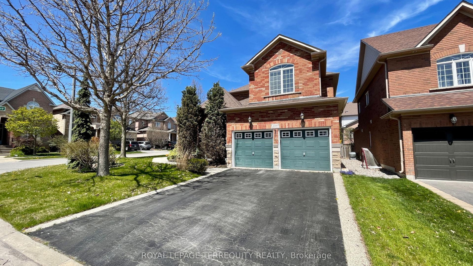 2114 Helmsley Avenue — photo 1
