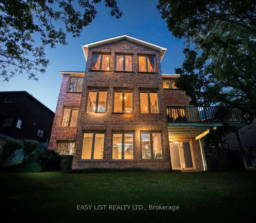 208 Anastasia Terrace — photo 1