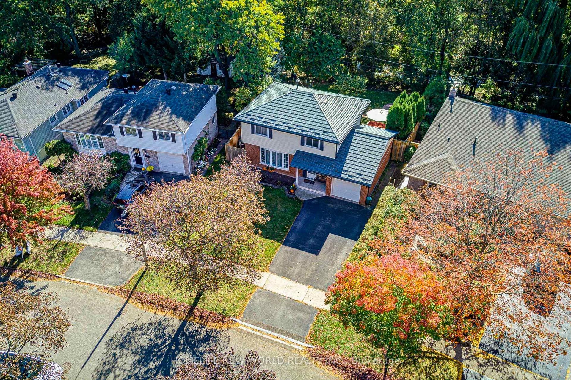 346 Melores Drive, Burlington — Detached for sale, photo 1