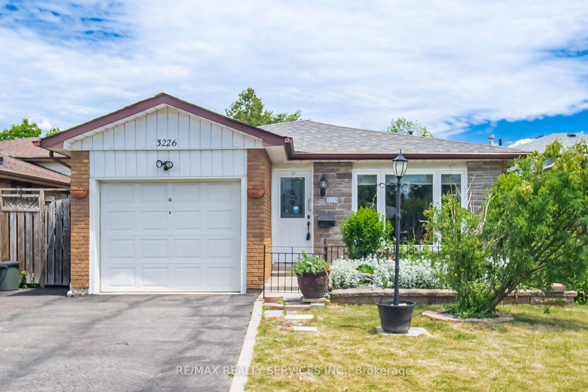 3226 Monica Drive — photo 1