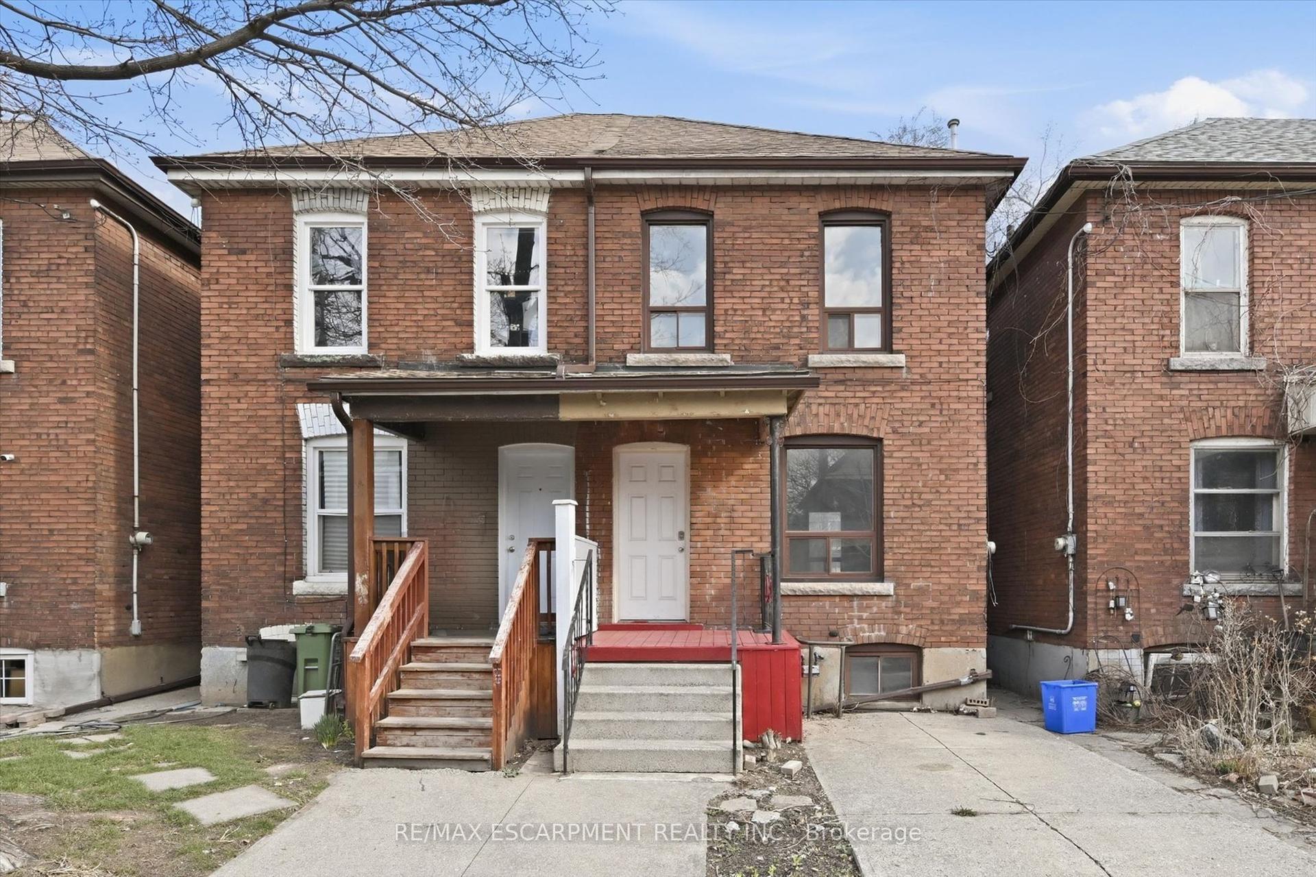 761 Cannon Street E — photo 1