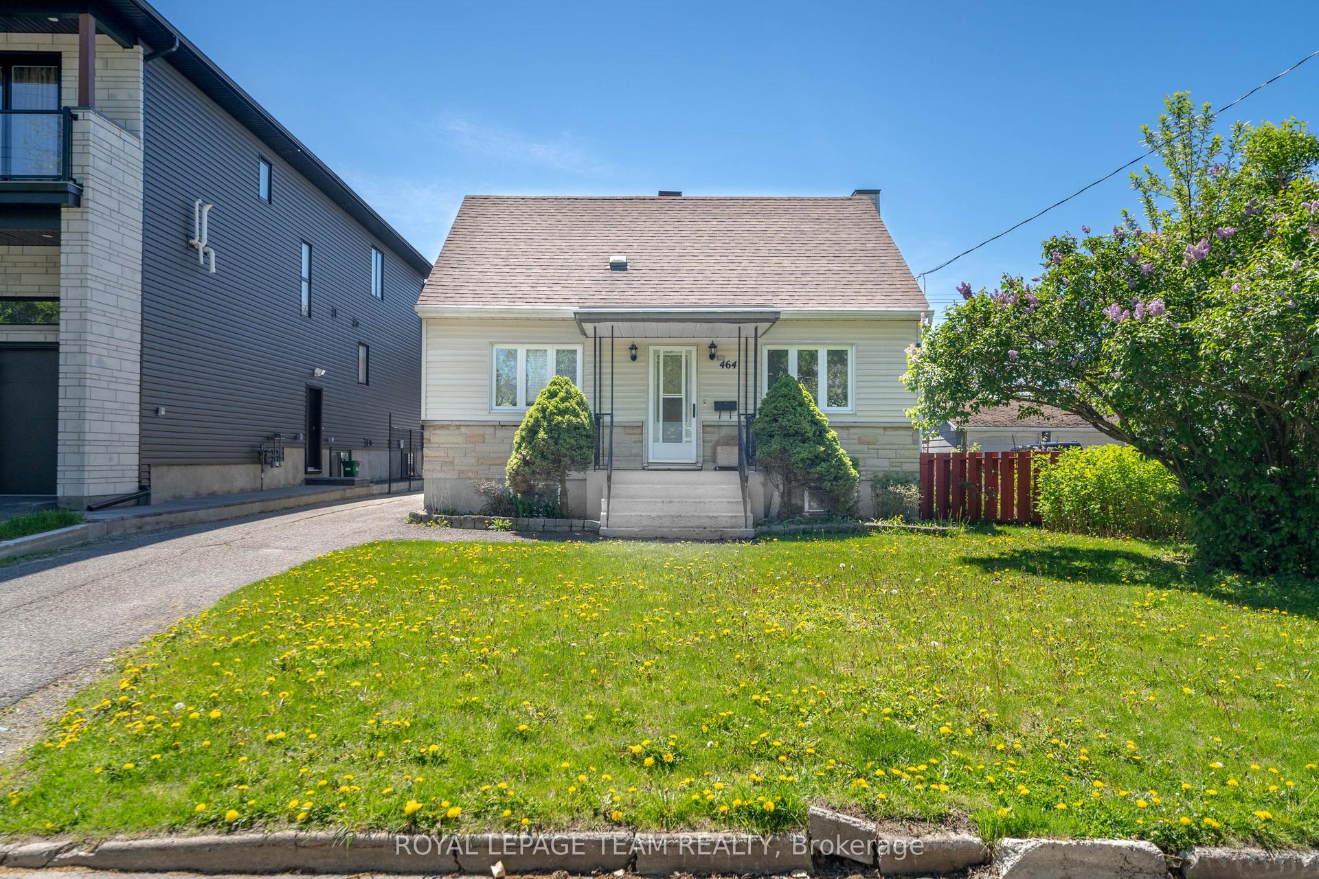 464 Mutual Street — photo 1