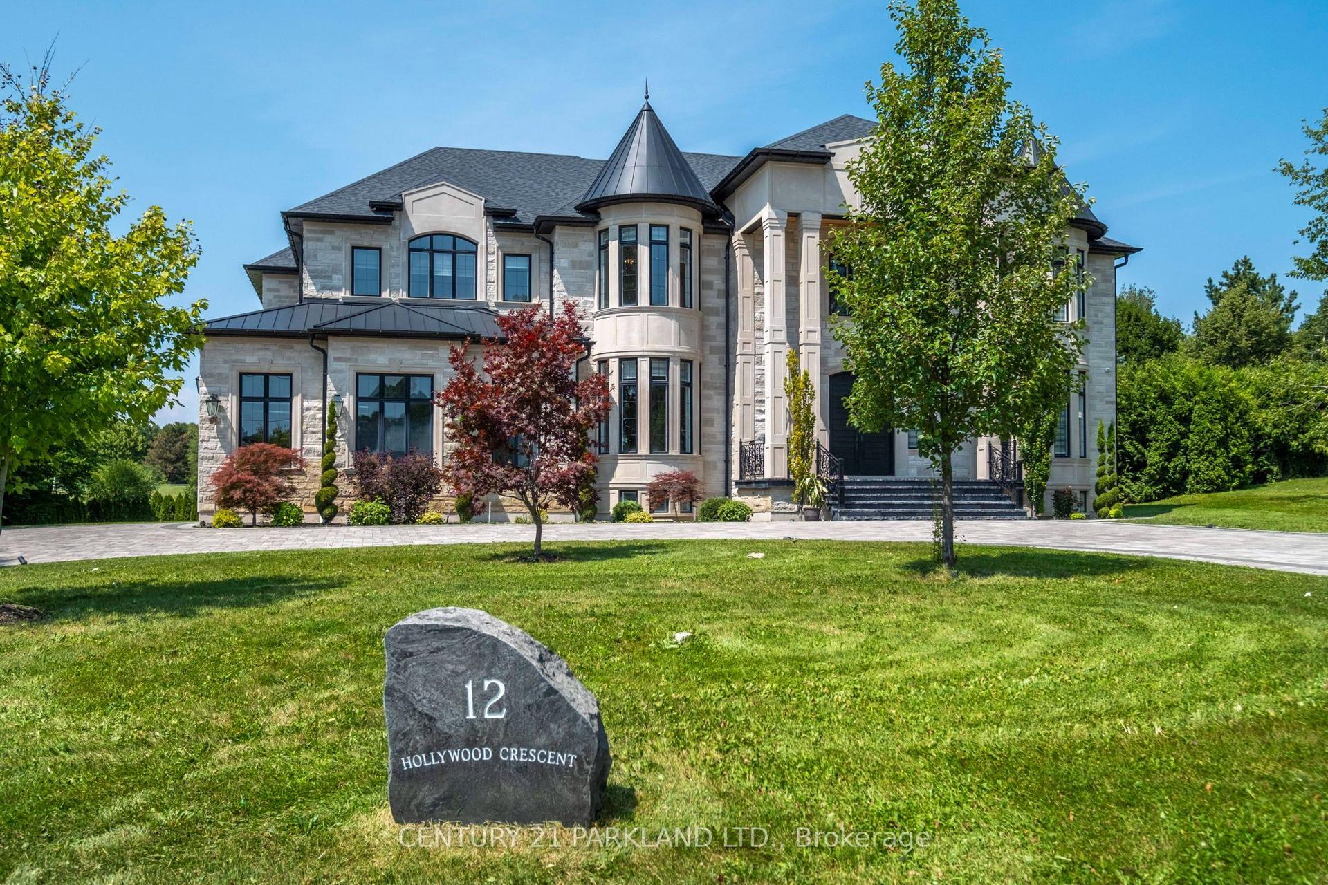 12 Hollywood Crescent, King — Detached for sale, photo 1