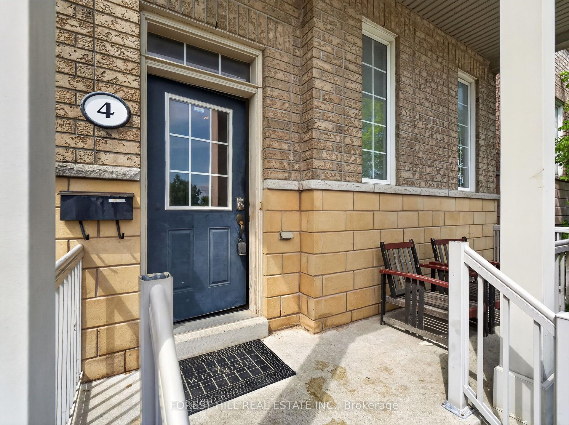 4 Evelyn Wiggins Drive, Toronto — Semi-Detached for sale, photo 1