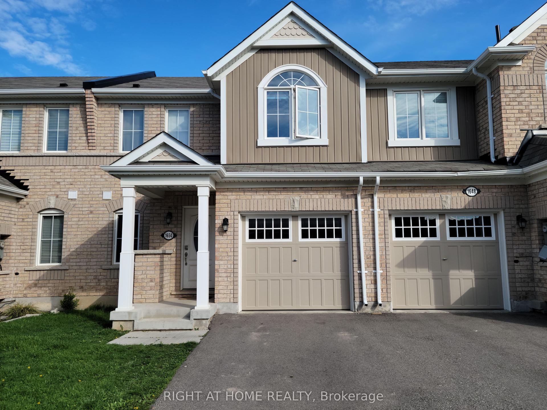 1650 Copeland Circle, Milton — Townhouse for lease, photo 1