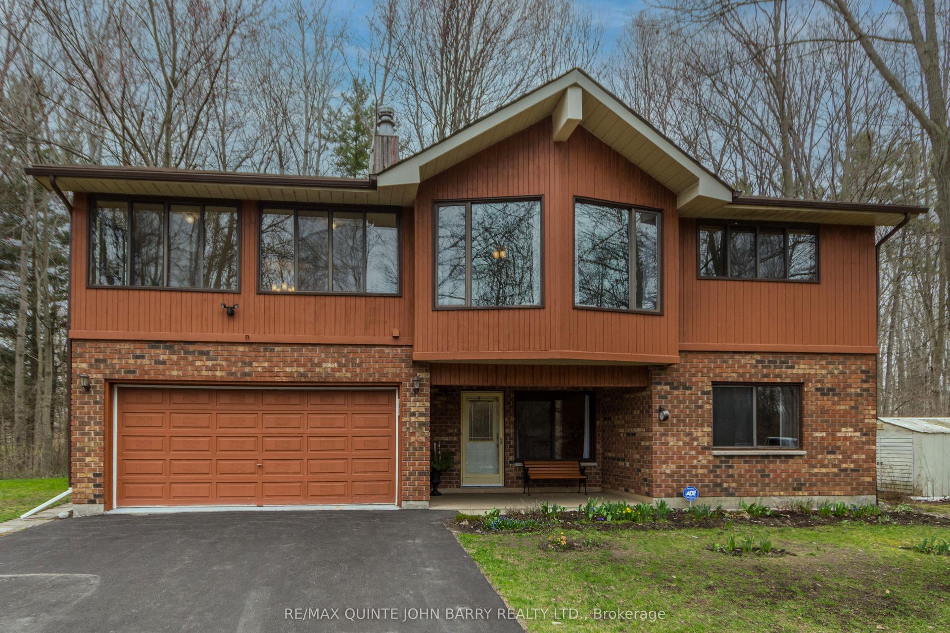 46 Twelve O'Clock Pt Road — photo 1