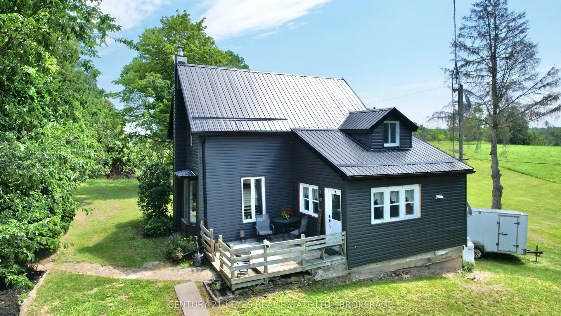 129 Mountain Street, Leeds and the Thousand Islands — Detached for sale, photo 1