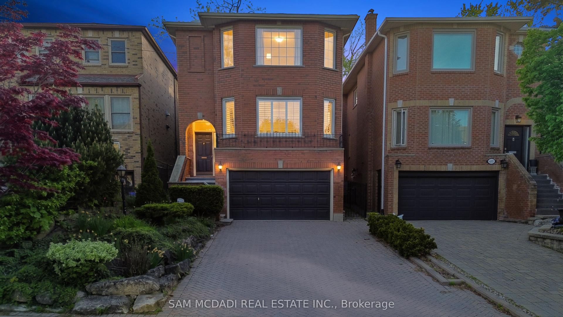 690 Oriole Parkway — photo 1