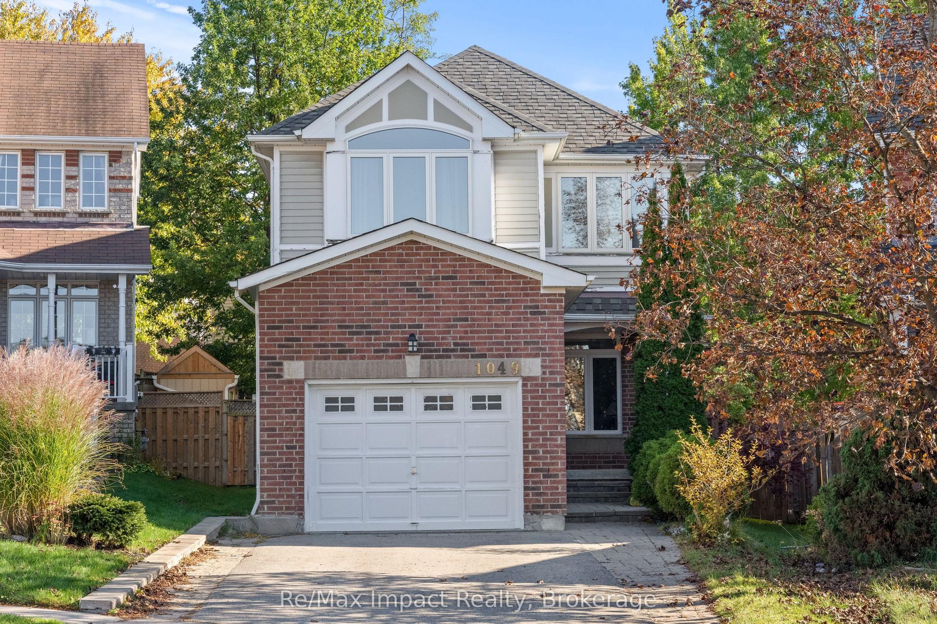 1049 Timberland Crescent, Oshawa — Detached for sale, photo 1