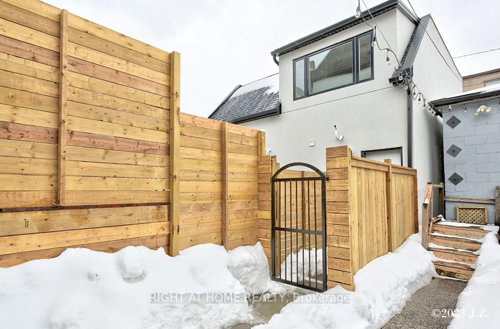 48 Lanark Avenue B #B — photo 1