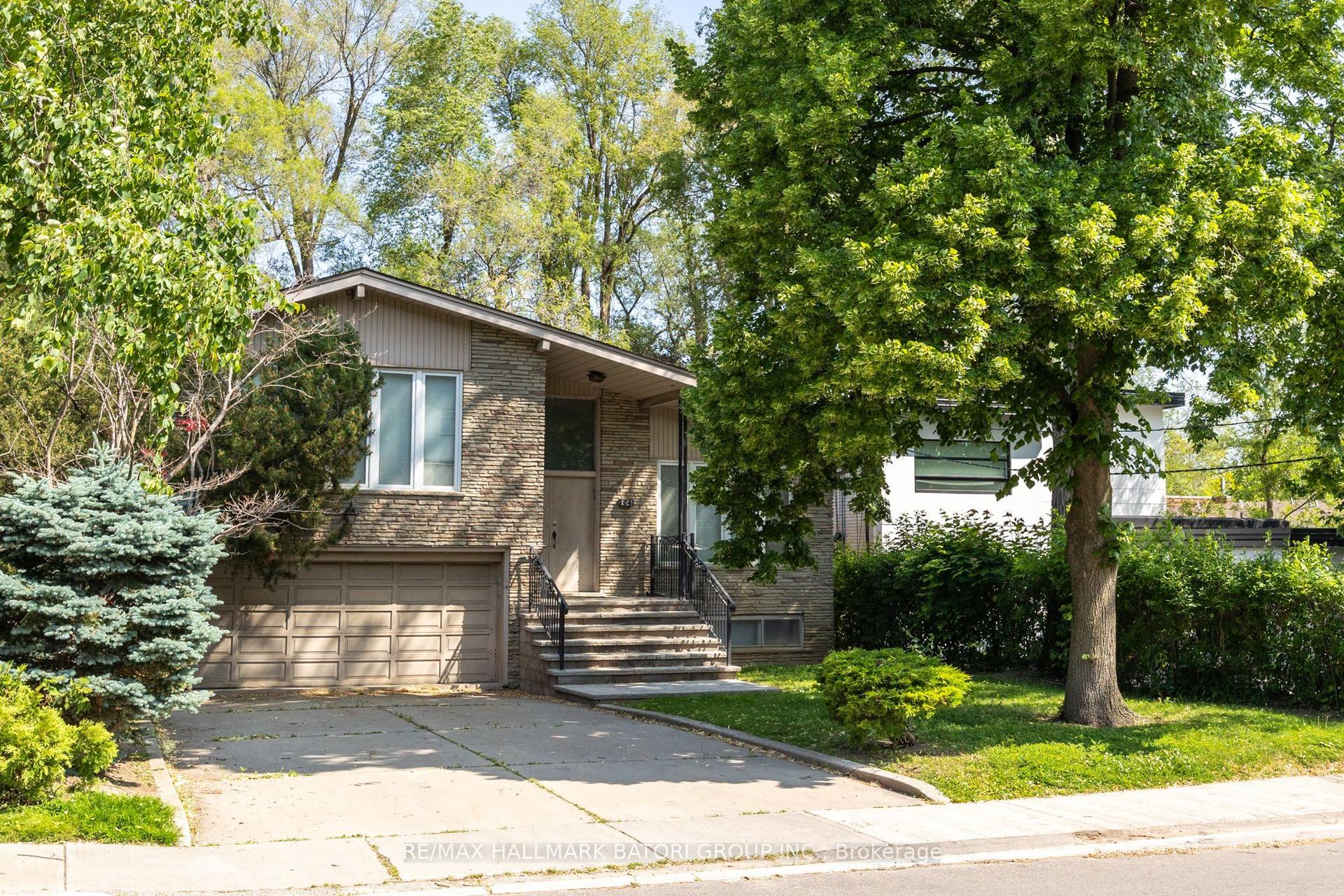 64 Prue Avenue, Toronto — Detached for sale, photo 1