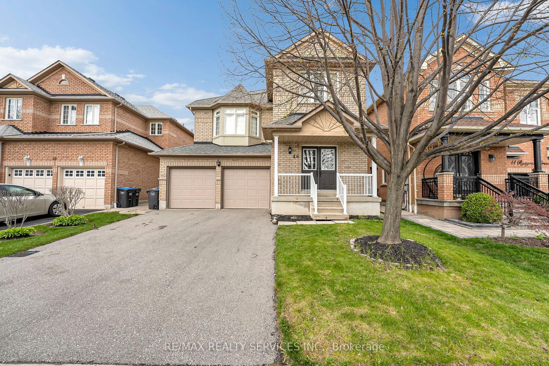 46 Ryegrass Crescent — photo 1