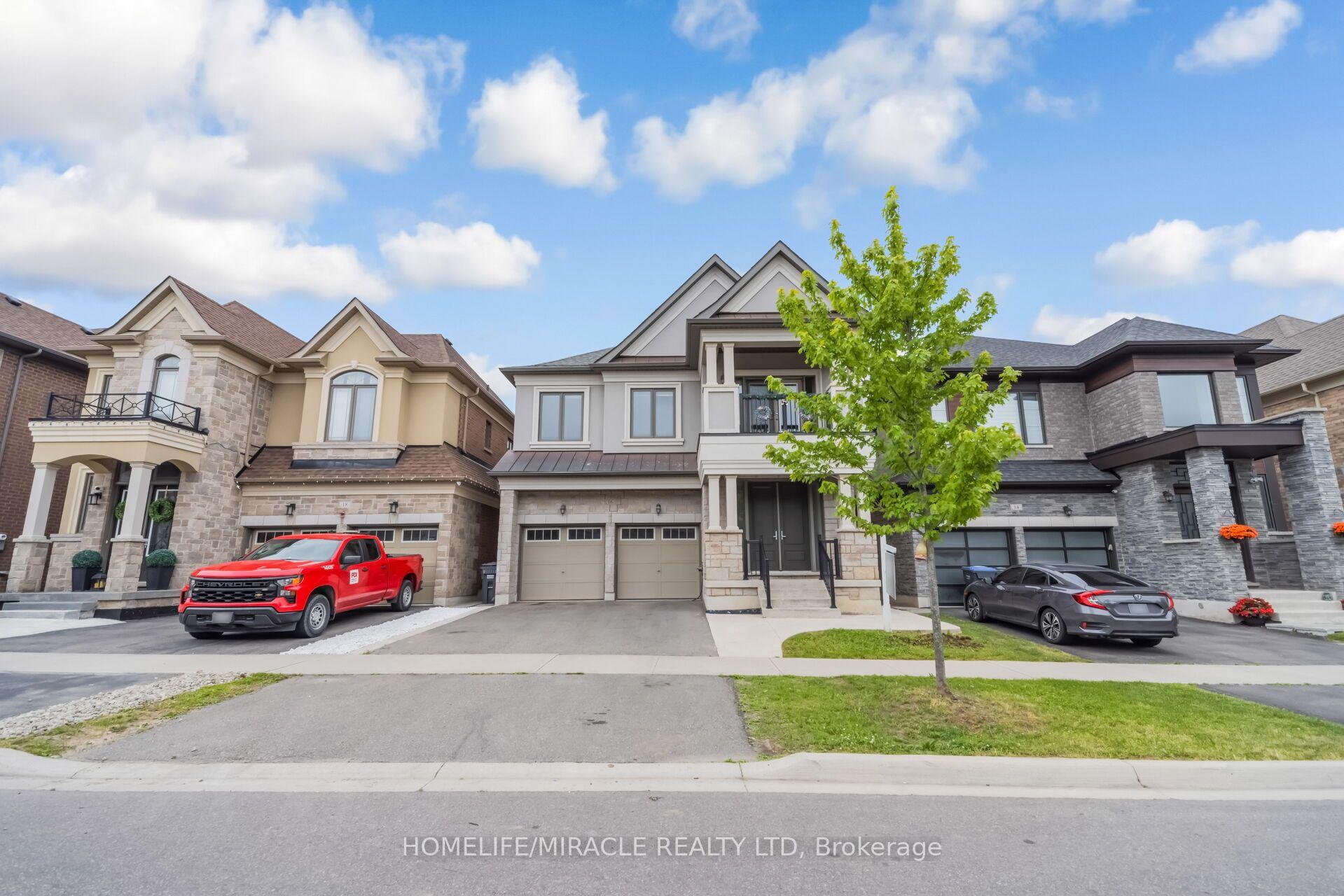 16 Lyle Way — photo 1