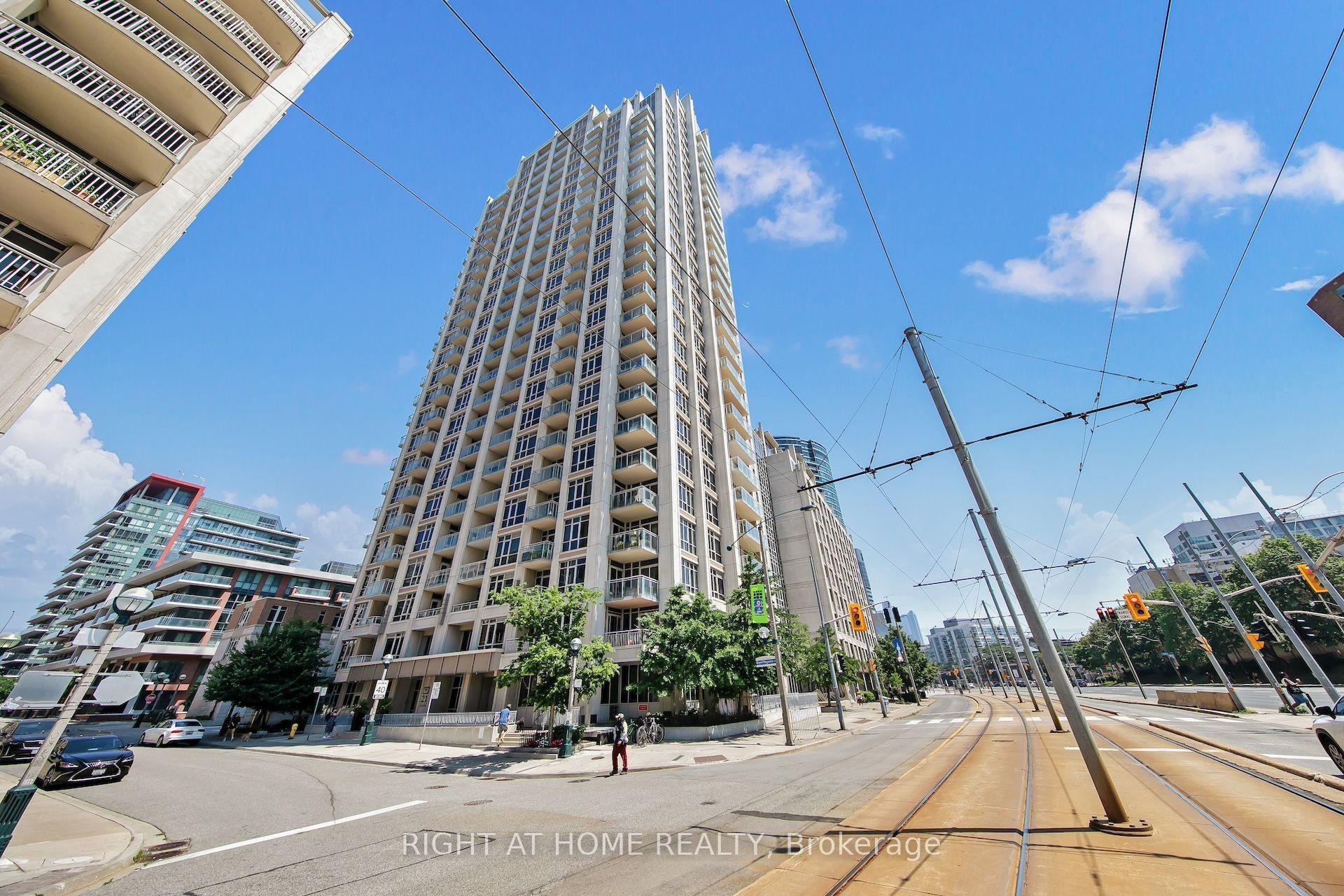 21 GRAND MAGAZINE Street S 2409 #2409, Toronto — Condo for sale, photo 1
