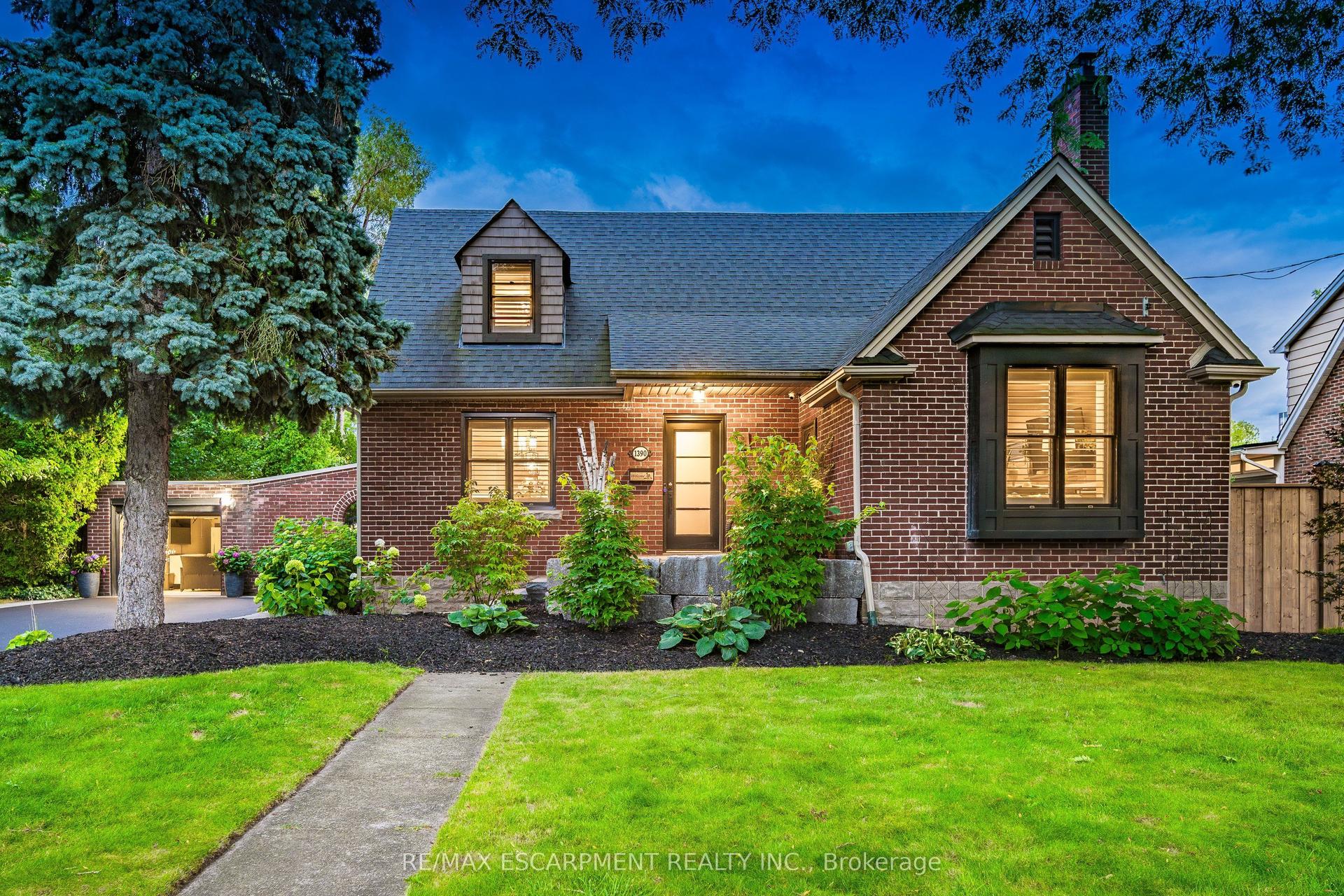 1390 Halifax Place — photo 1