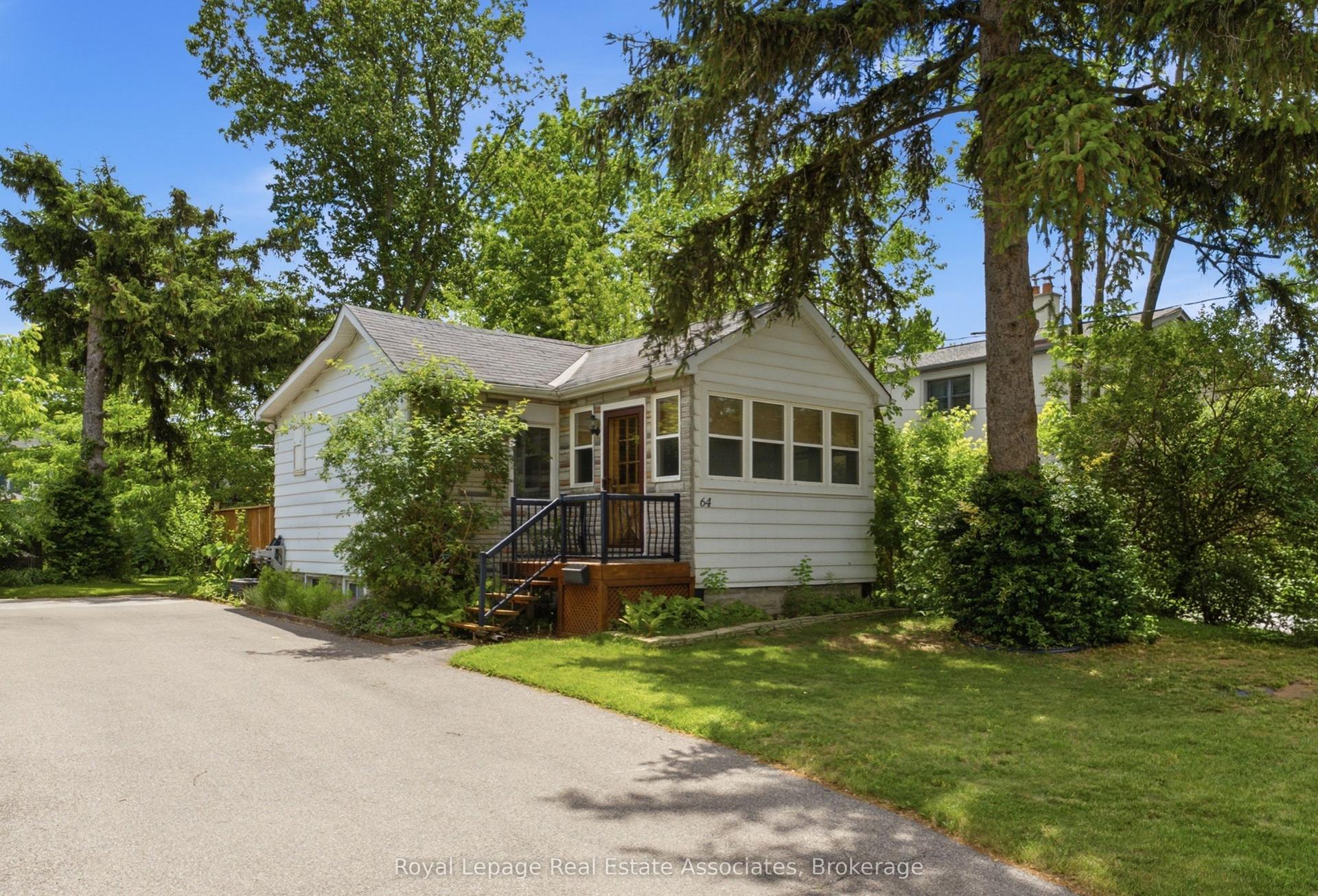 64 Eaglewood Boulevard — photo 1