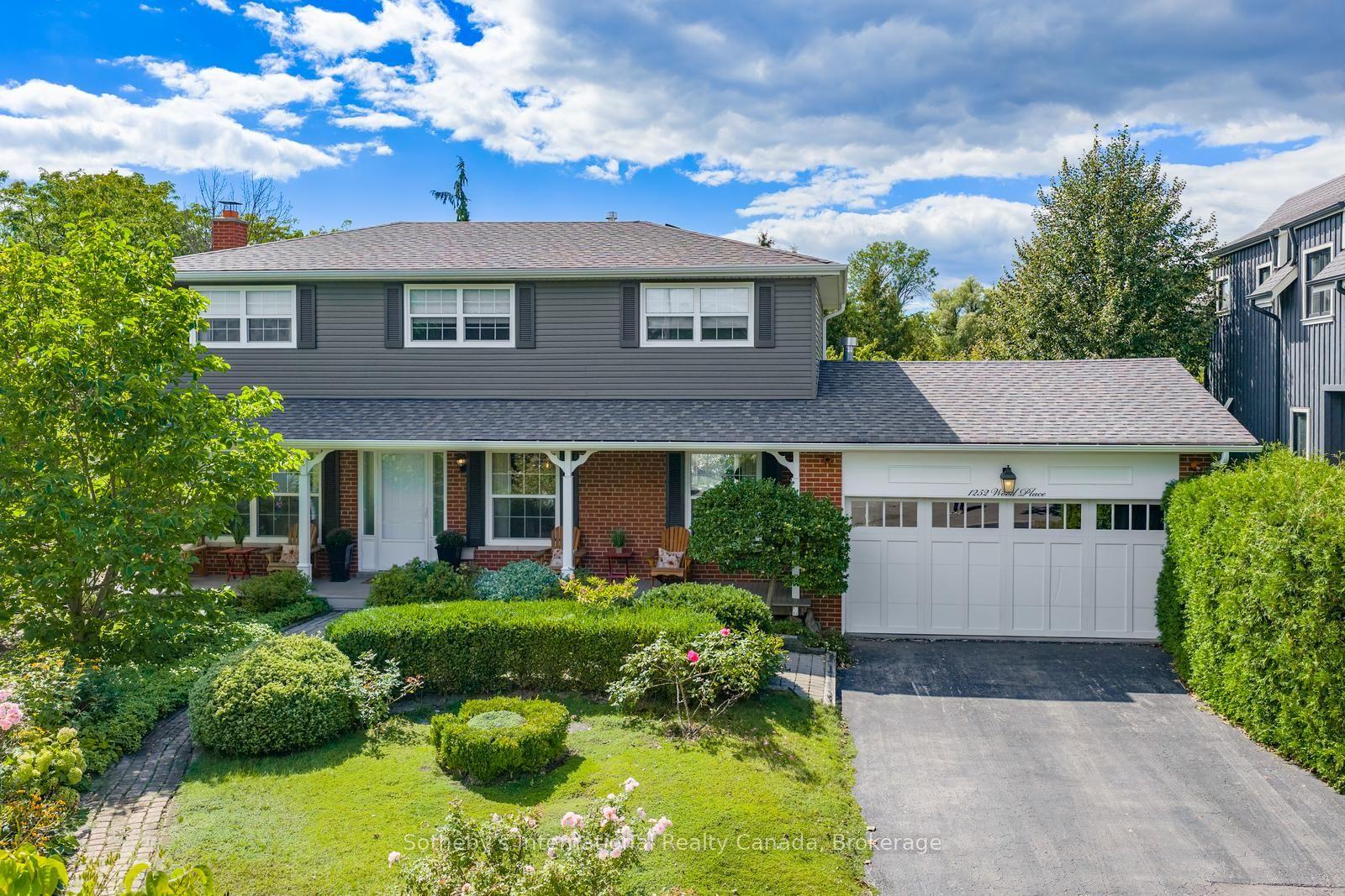 1252 Wood Place, Oakville — Detached for sale, photo 1