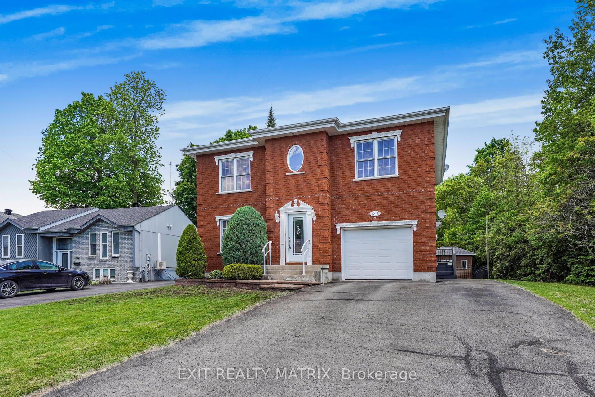 1045 Sidney Street — photo 1