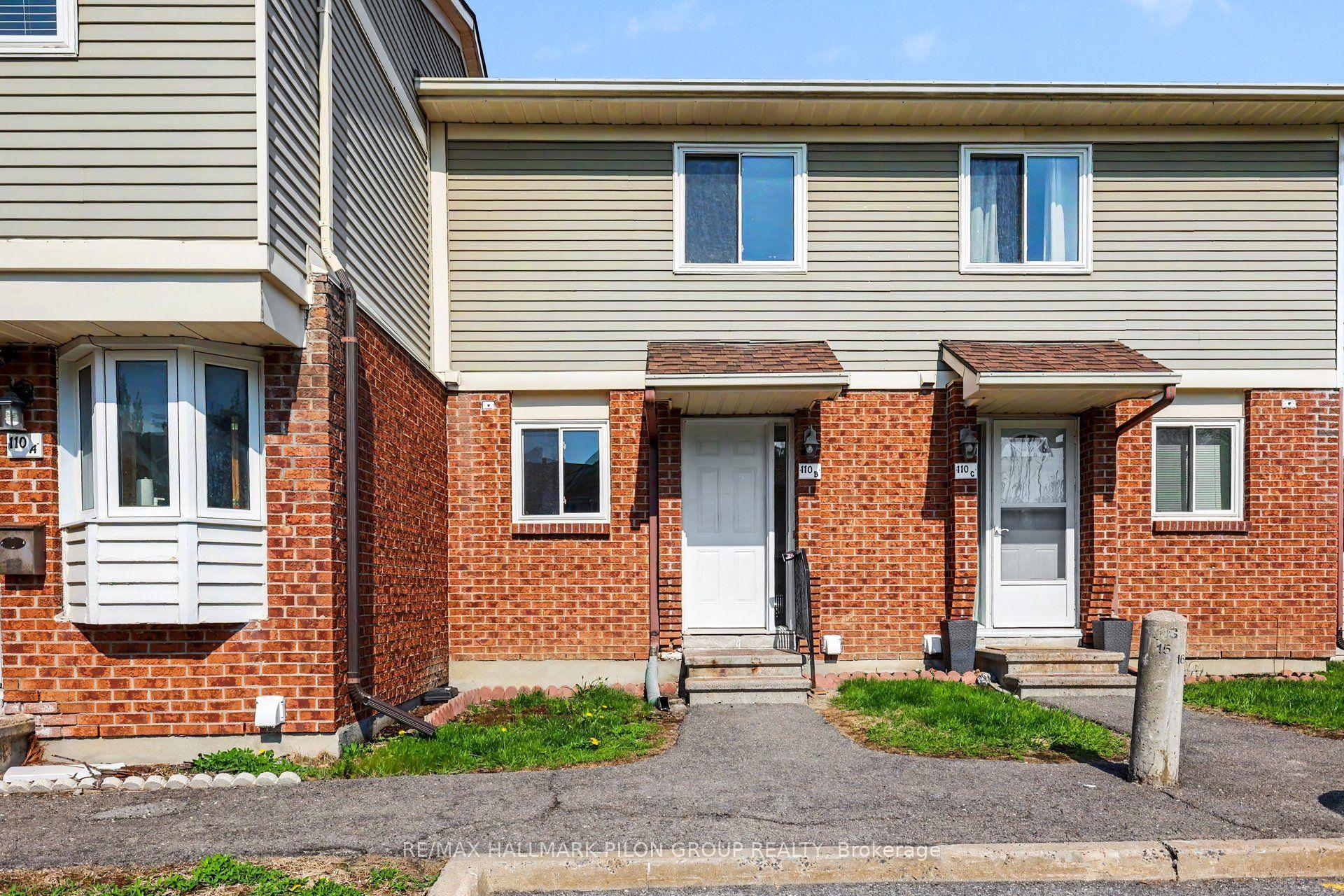 110 Valley Stream Drive B #B — photo 1