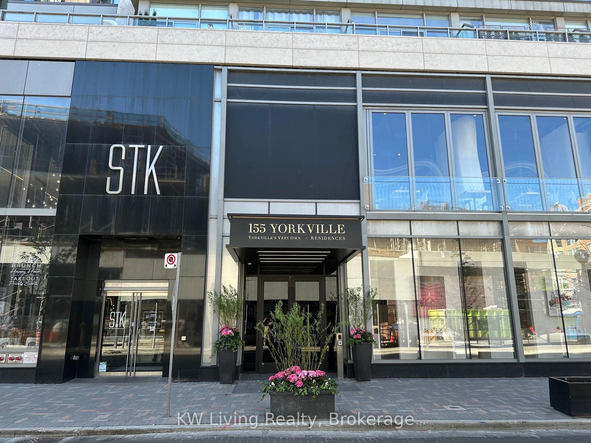 155 Yorkville Avenue 2920 #2920 — photo 1