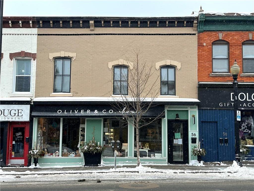 56 King Street W — photo 1