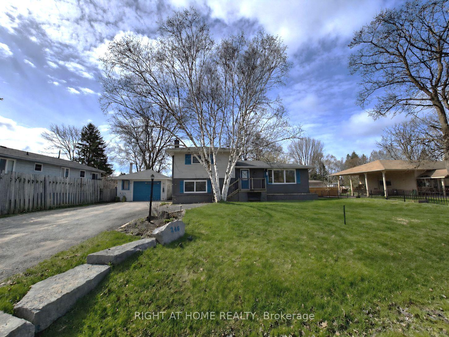 246 Calford Street — photo 1